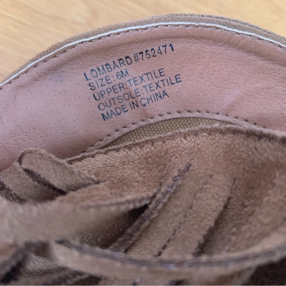 COCONUTS by Matisse Lambert Fringe Split Front Block Heel Booties Sz 6 - Picture 10 of 10